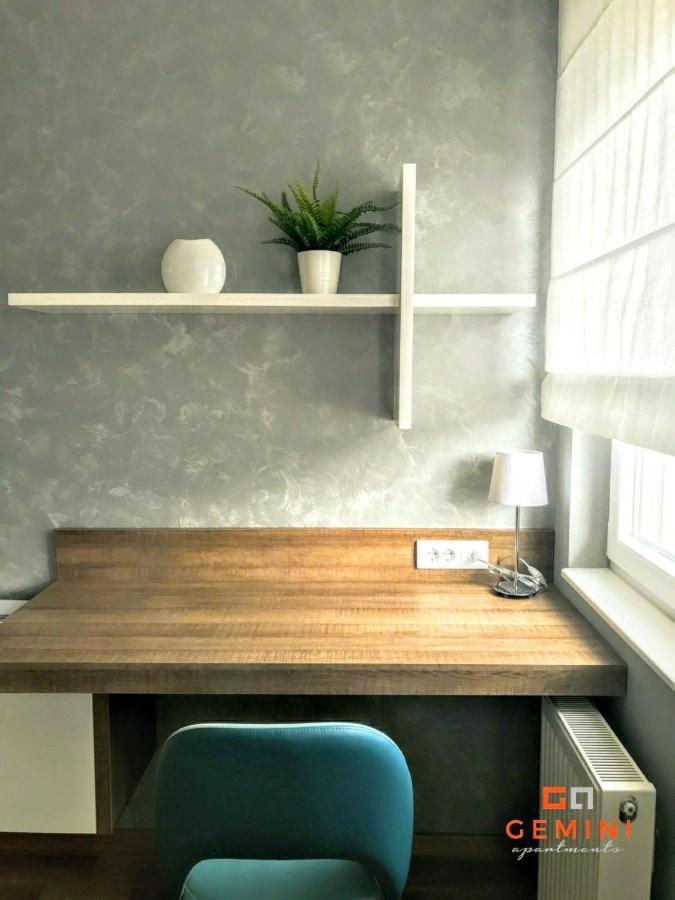 Gemini Apartment 3 - Modern Apartment With City View โนวีซาด ภายนอก รูปภาพ