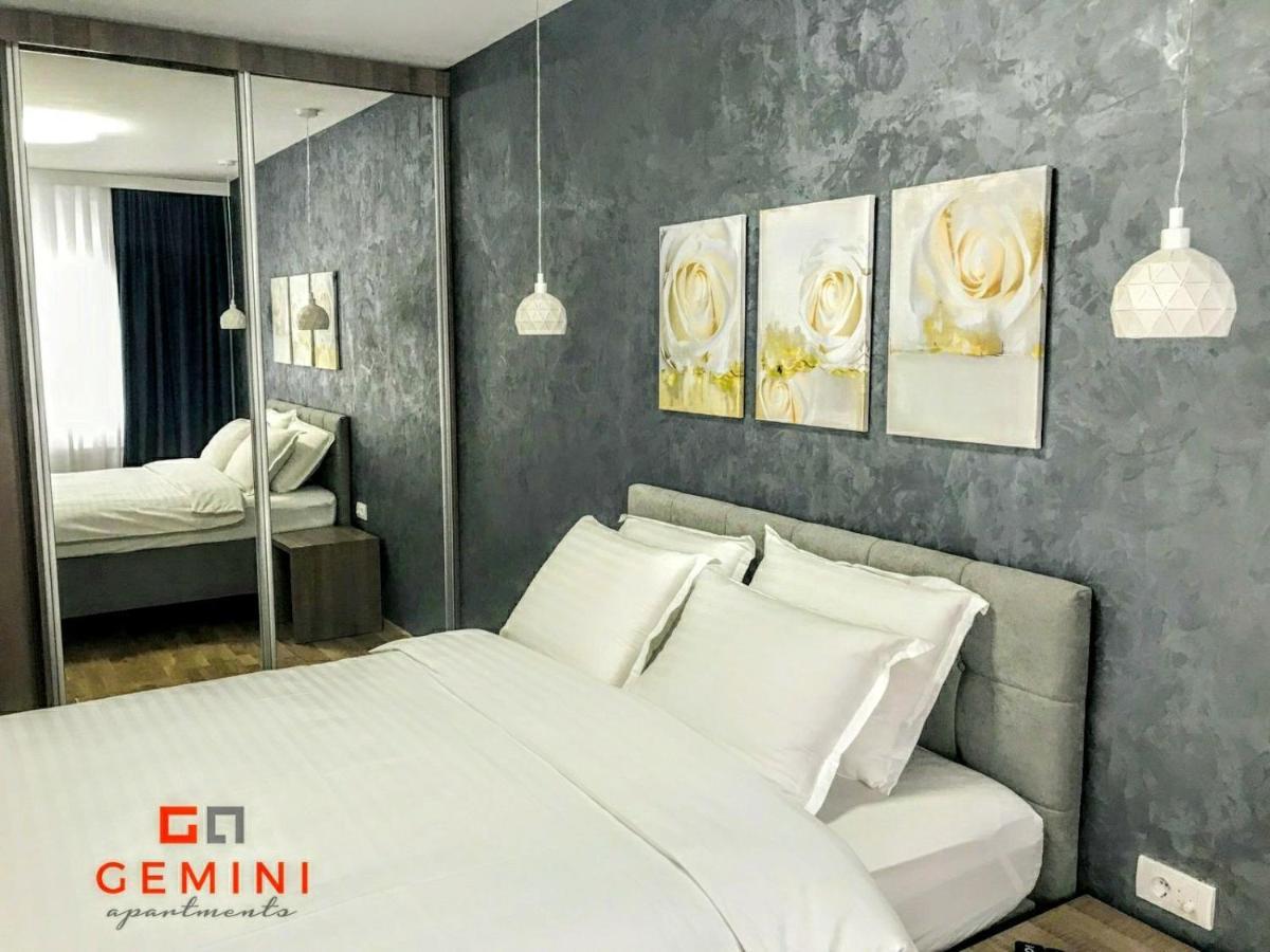 Gemini Apartment 3 - Modern Apartment With City View โนวีซาด ภายนอก รูปภาพ