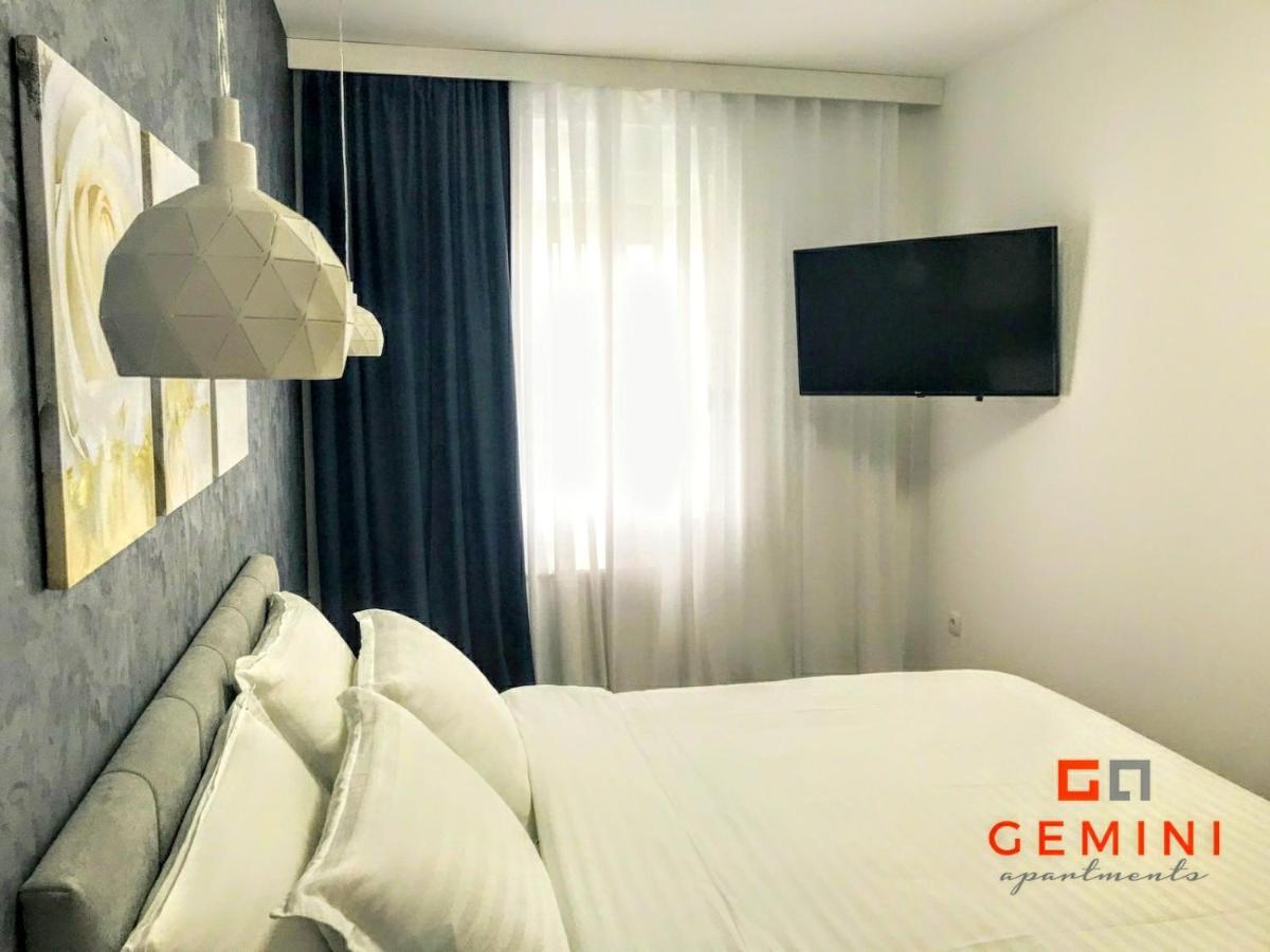 Gemini Apartment 3 - Modern Apartment With City View โนวีซาด ภายนอก รูปภาพ